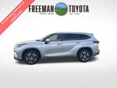 2023 Toyota Highlander XLE FWD