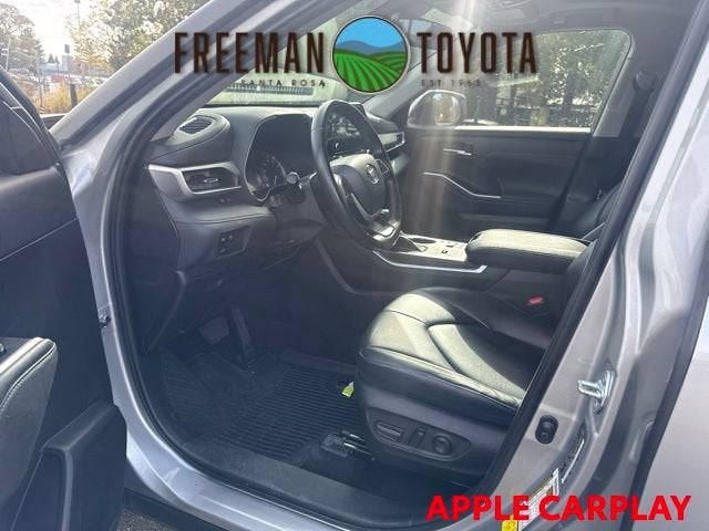 2023 Toyota Highlander XLE FWD