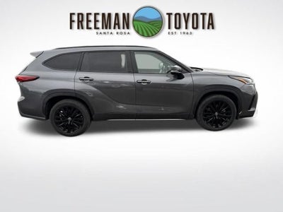 2023 Toyota Highlander XSE FWD