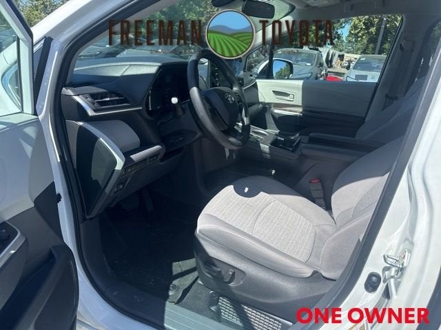 2024 Toyota Sienna LE AWD 8-Passenger