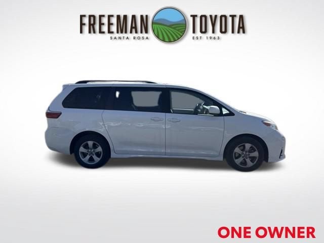 2019 Toyota Sienna LE FWD 8-Passenger