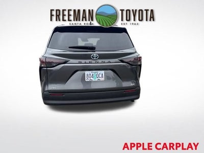 2025 Toyota Sienna XLE FWD 8-Passenger