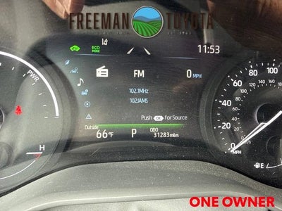 2025 Toyota Sienna XLE FWD 8-Passenger