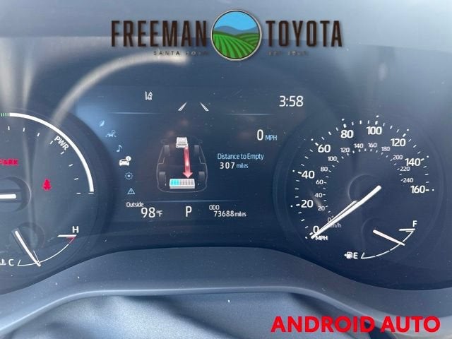 2025 Toyota Sienna XLE FWD 8-Passenger