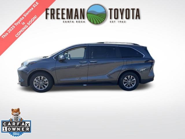 2025 Toyota Sienna XLE FWD 8-Passenger