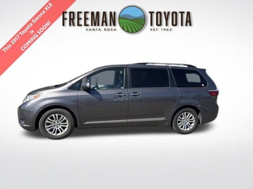 2017 Toyota Sienna XLE Auto Access Seat FWD 7-Passenger