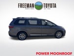 2017 Toyota Sienna XLE Auto Access Seat FWD 7-Passenger