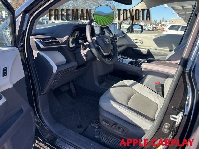 2022 Toyota Sienna Limited AWD 7-Passenger
