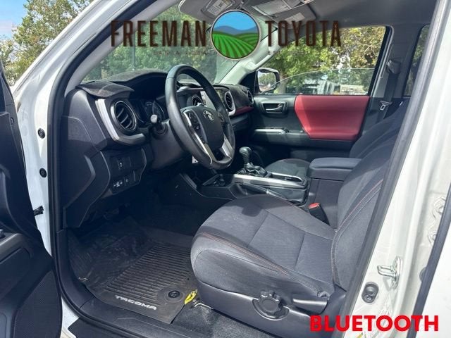 2020 Toyota Tacoma SR5 Double Cab 5' Bed I4 AT