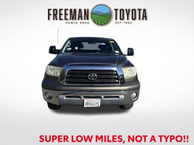 2008 Toyota Tundra CrewMax 5.7L V8 6-Spd AT SR5