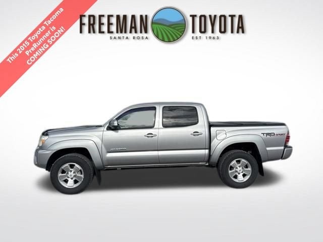 2015 Toyota Tacoma 2WD Double Cab V6 AT PreRunner