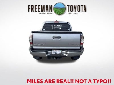 2015 Toyota Tacoma 2WD Double Cab V6 AT PreRunner