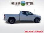 2016 Toyota Tundra Double Cab 5.7L V8 6-Spd AT SR5