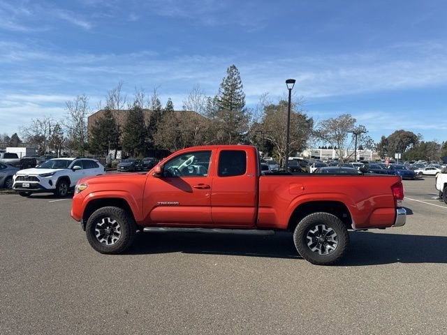 2016 Toyota Tacoma 2WD Access Cab V6 AT SR5