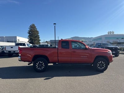 2016 Toyota Tacoma 2WD Access Cab V6 AT SR5