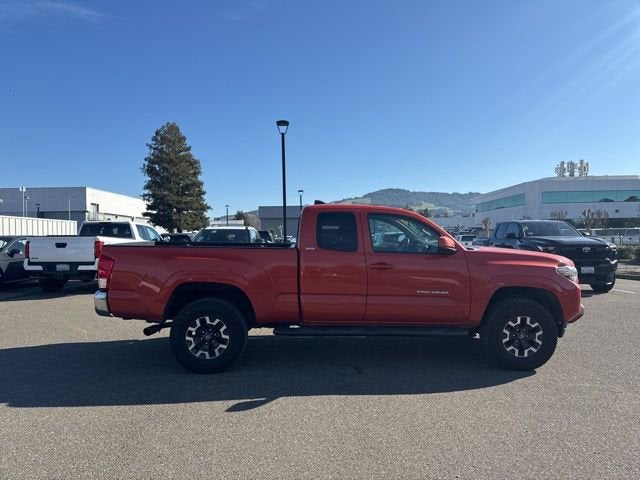 2016 Toyota Tacoma 2WD Access Cab V6 AT SR5