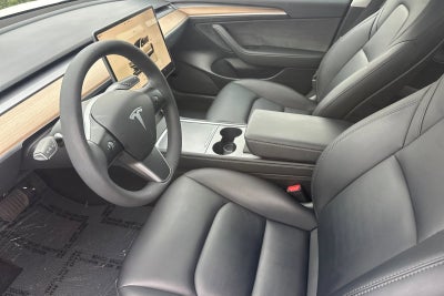 2023 Tesla Model 3 RWD