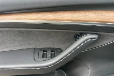 2023 Tesla Model 3 RWD