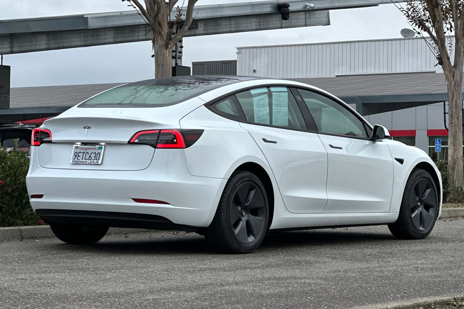 2023 Tesla Model 3 RWD