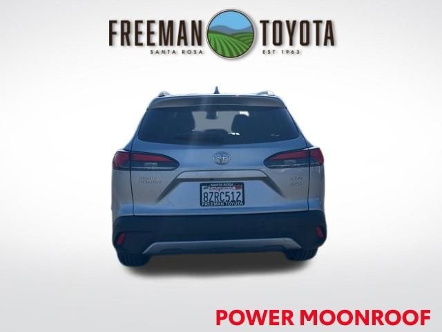 2022 Toyota Corolla Cross XLE 4WD