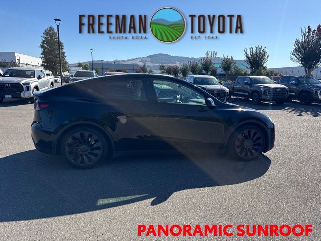 2022 Tesla Model Y Performance AWD