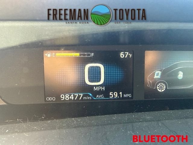 2022 Toyota Prius L Eco