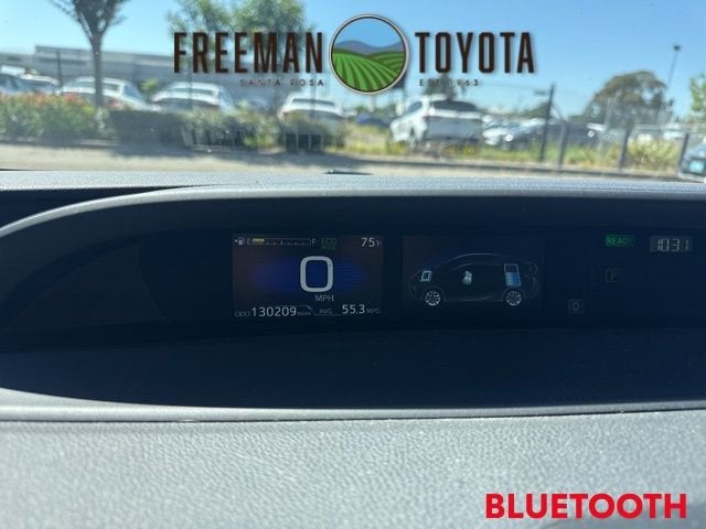 2022 Toyota Prius L Eco