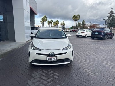 2019 Toyota Prius L Eco
