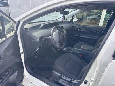 2019 Toyota Prius L Eco