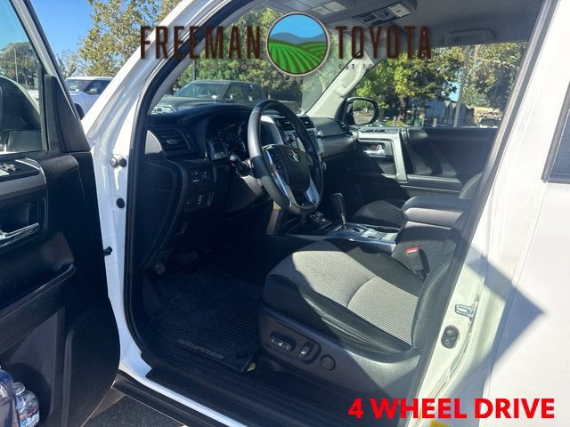 2019 Toyota 4Runner SR5 4WD