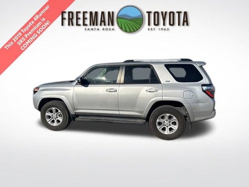 2019 Toyota 4Runner SR5 4WD