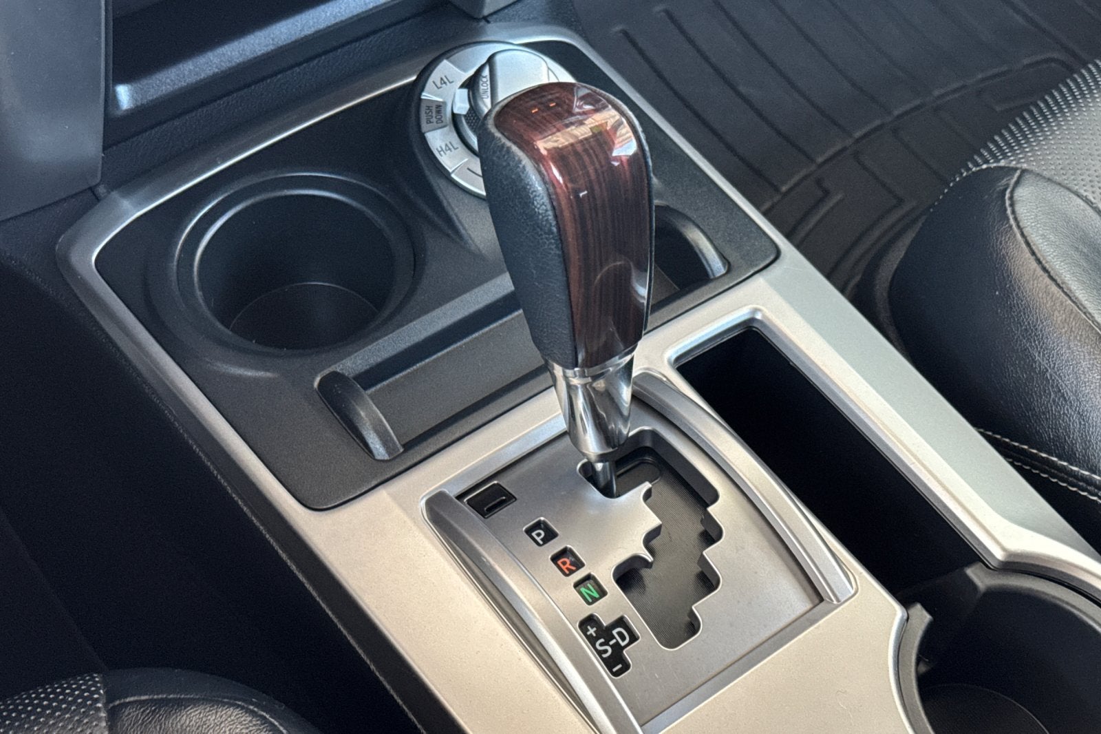 2014 Toyota 4Runner 4WD 4dr V6 Limited