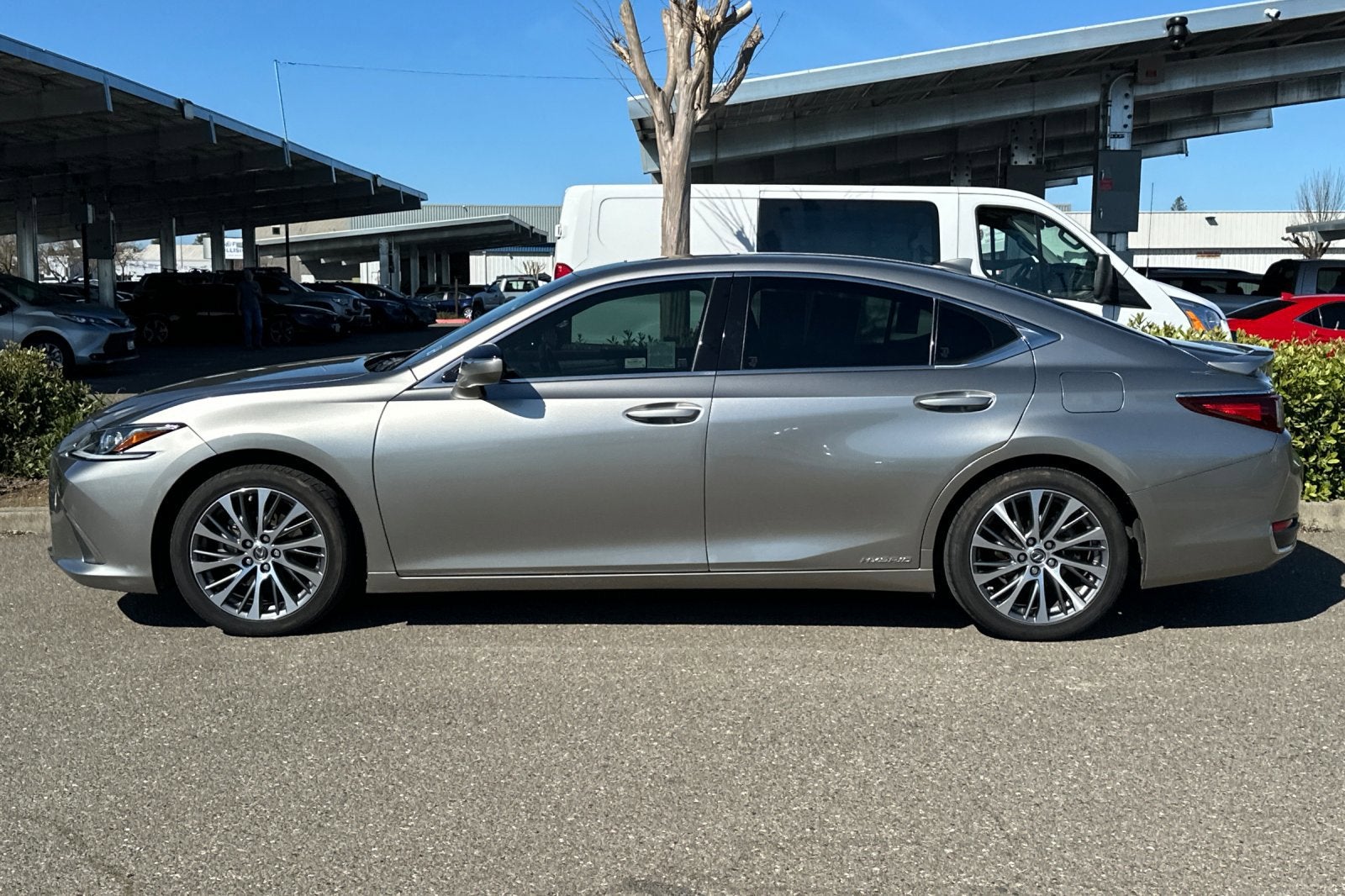2019 Lexus ES ES 300h FWD