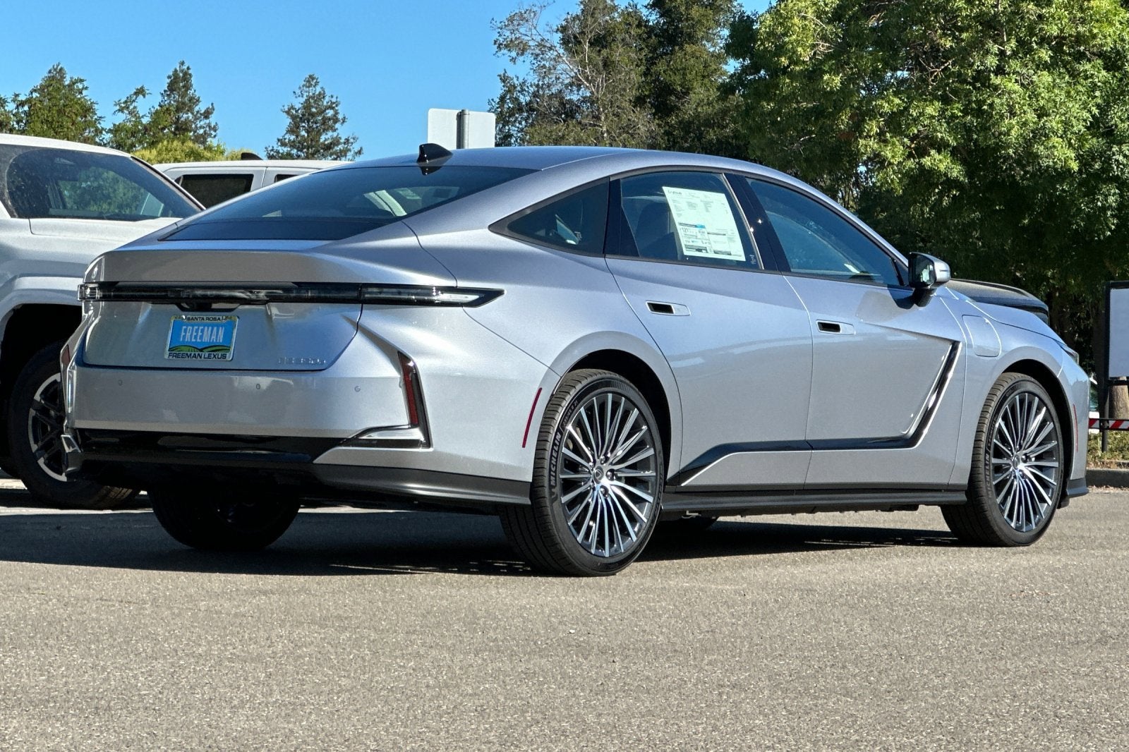 2026 Lexus ES ES 350e Premium FWD