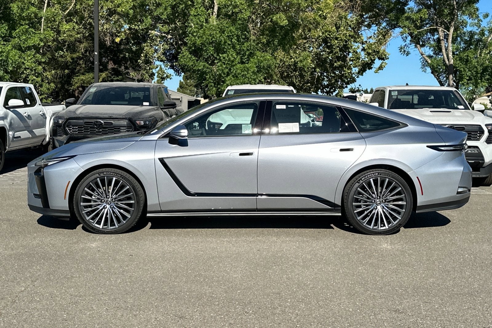 2026 Lexus ES ES 350e Premium FWD