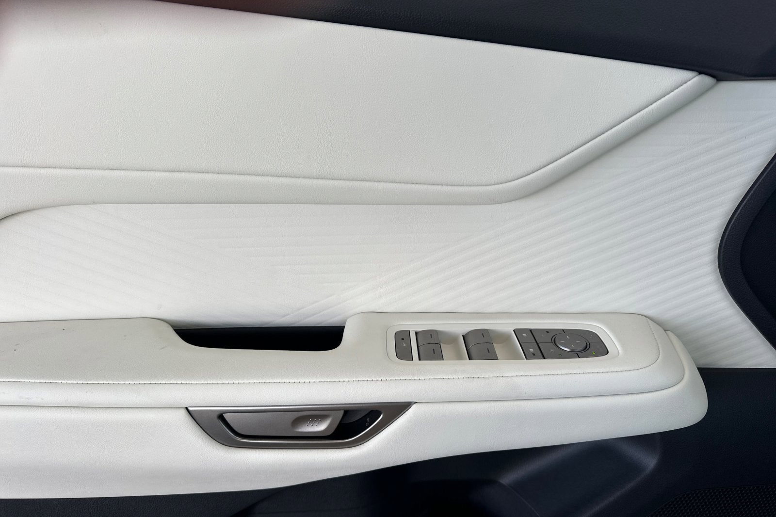 2026 Lexus ES ES 350e Premium FWD