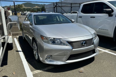 2013 Lexus ES 350 4dr Sdn