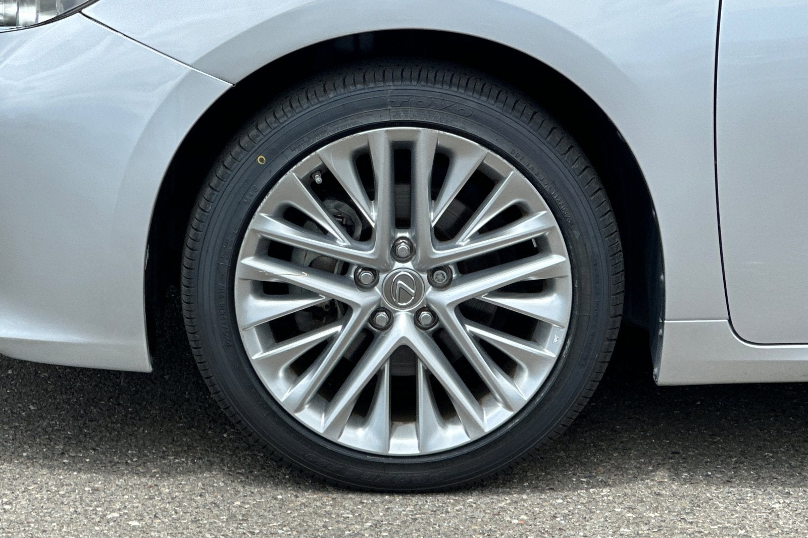 2013 Lexus ES 350 4dr Sdn