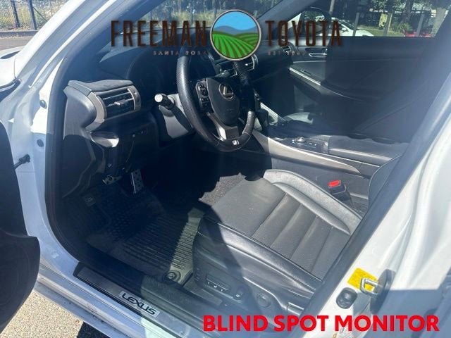 2016 Lexus IS 300 4dr Sdn AWD
