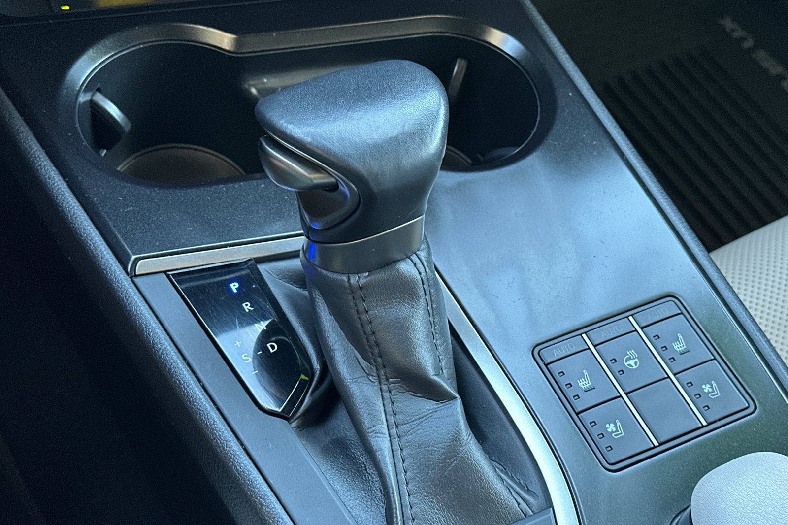 2024 Lexus UX UX 250h Premium FWD