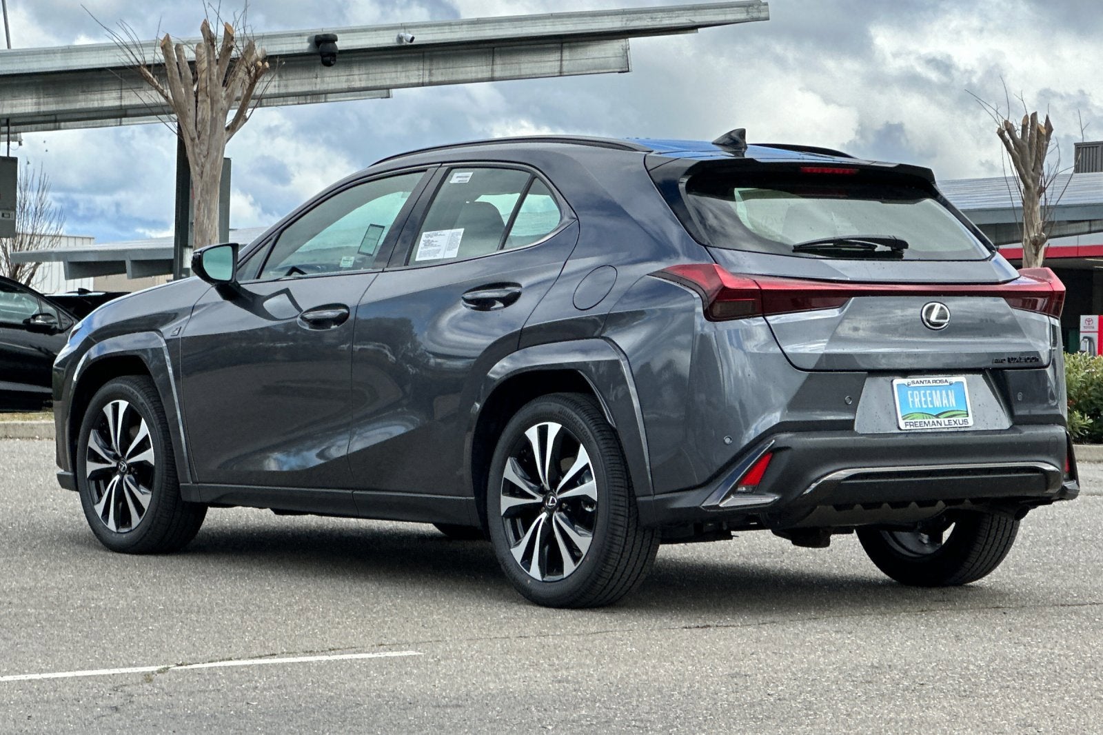 2026 Lexus UX UX 300h F SPORT Design AWD