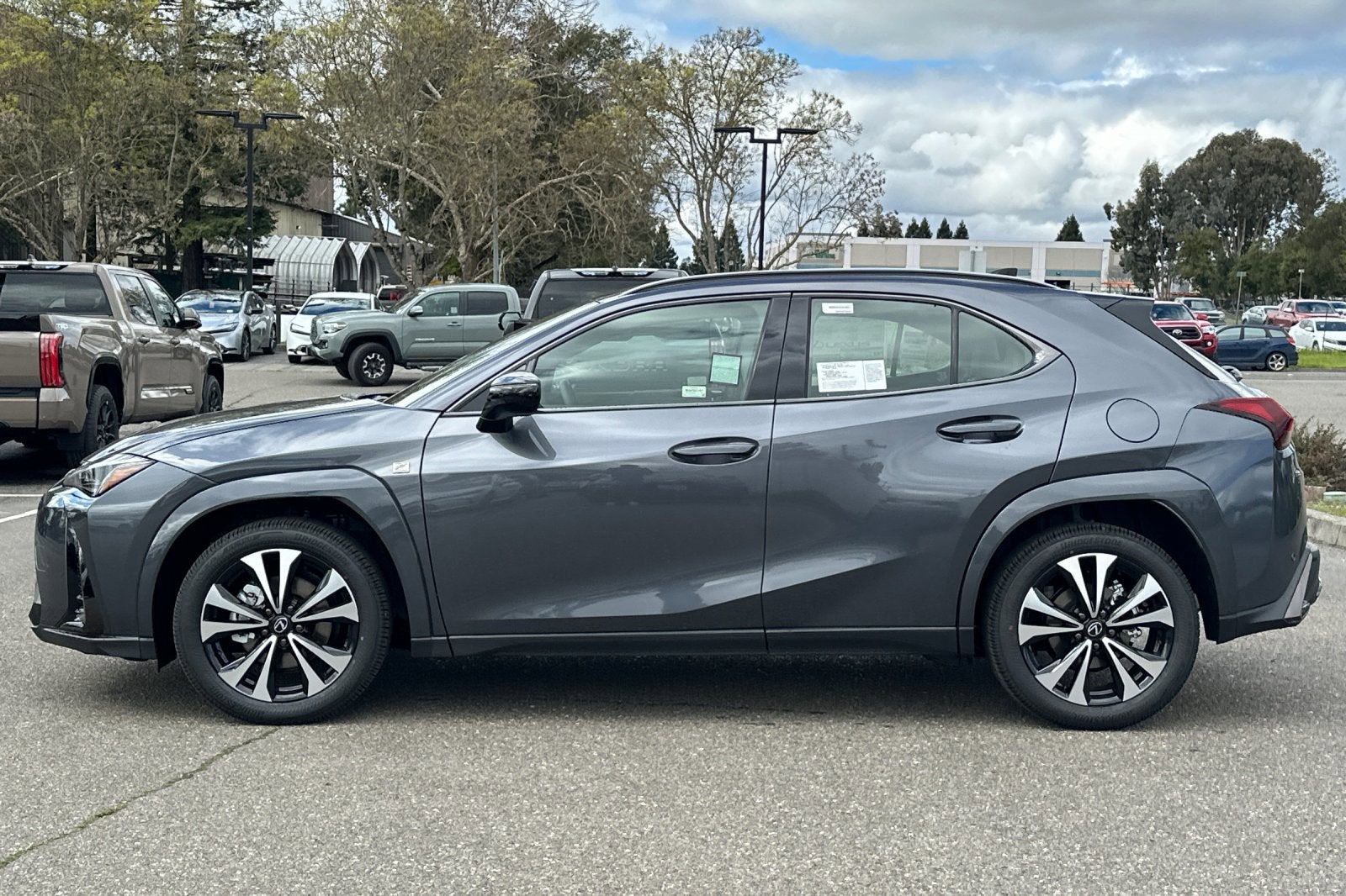 2026 Lexus UX UX 300h F SPORT Design AWD