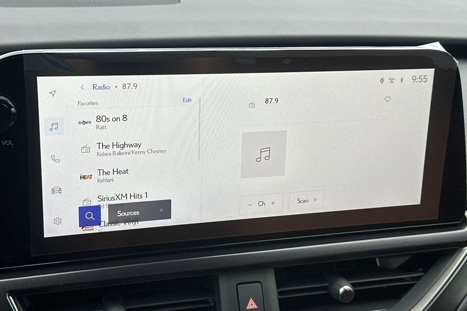 2025 Lexus UX UX 300h Premium FWD