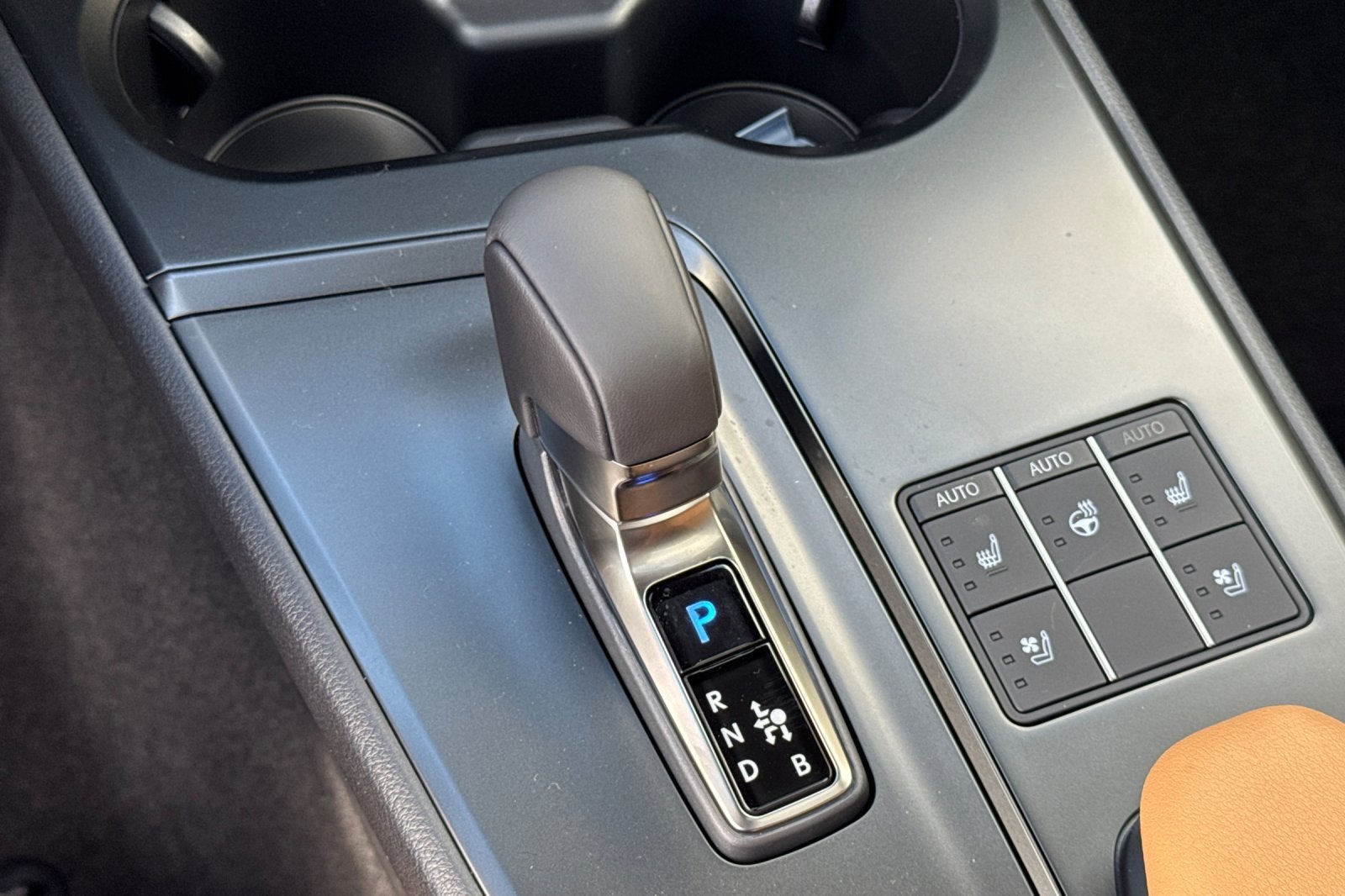 2026 Lexus UX UX 300h Premium FWD