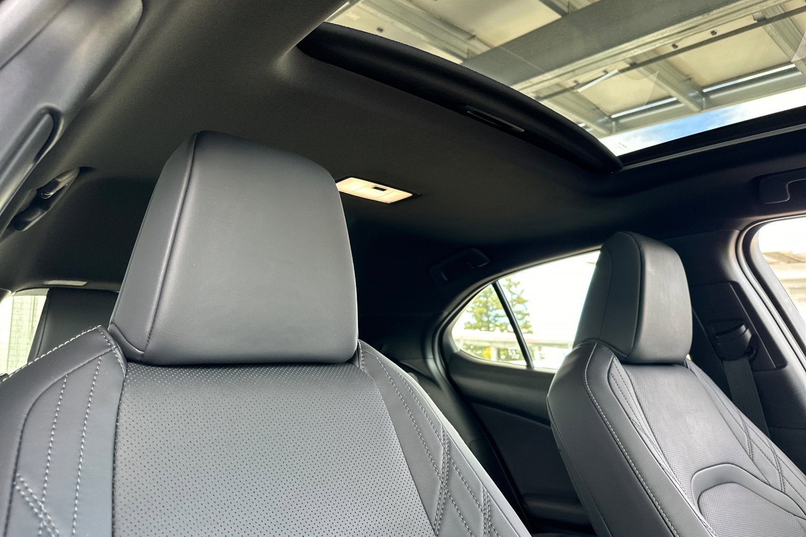 2025 Lexus UX UX 300h Premium FWD