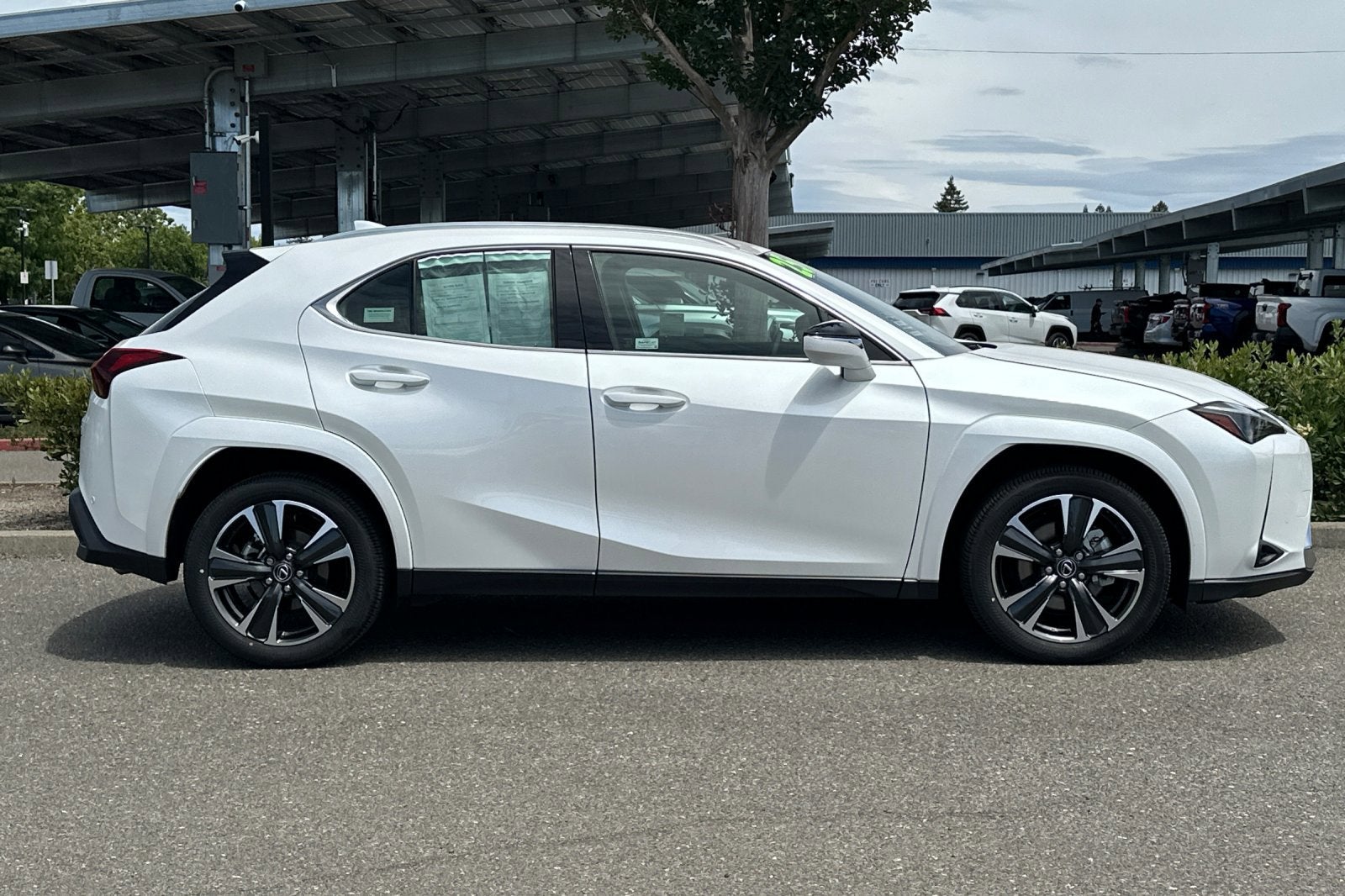 2025 Lexus UX UX 300h Premium FWD