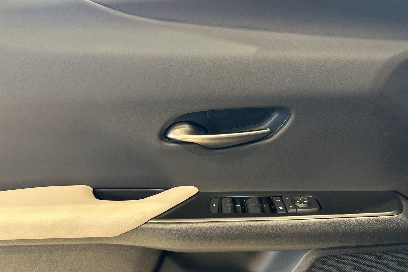 2026 Lexus UX UX 300h Premium FWD