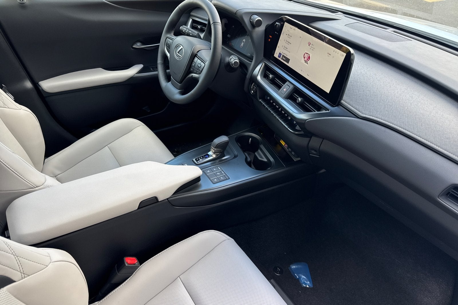 2026 Lexus UX UX 300h Premium FWD