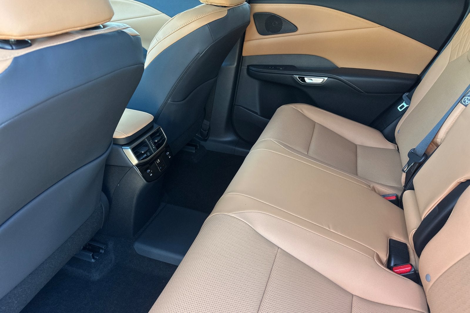 2026 Lexus RX RX 450h+ Premium AWD