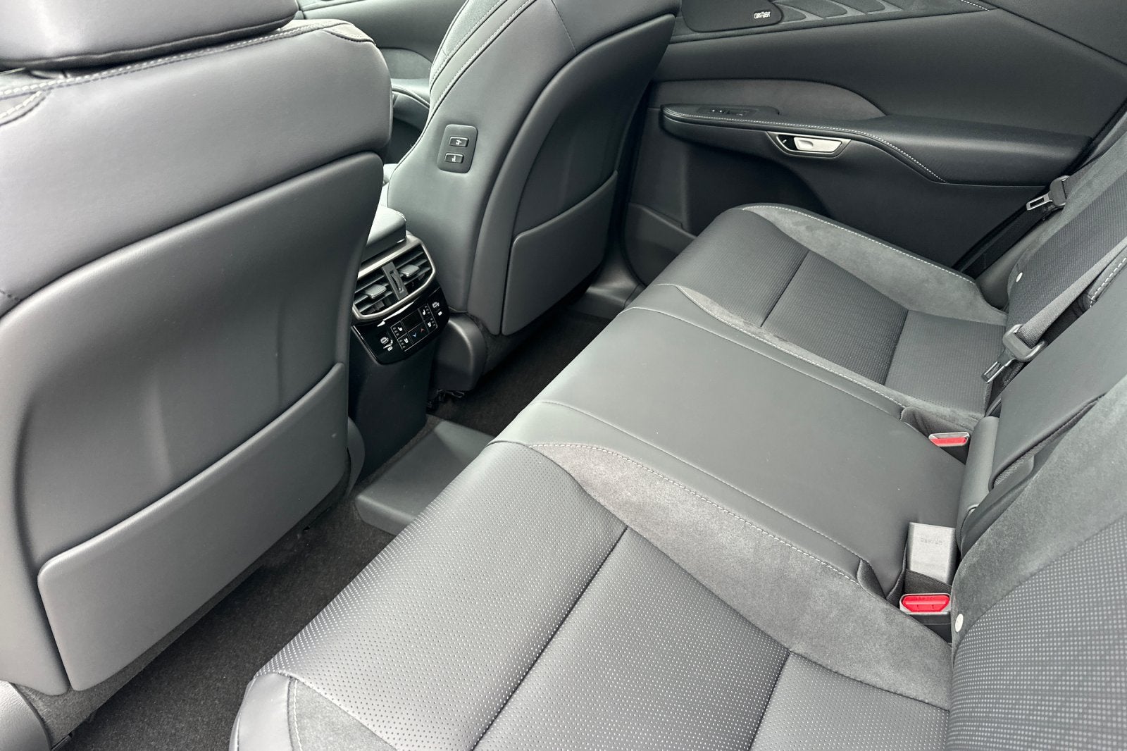 2026 Lexus RX RX 450h+ Luxury AWD